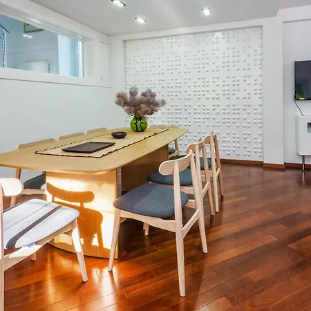 Βίλα Stone Garden Villa, Heated Pool & Outdoor Cinema *